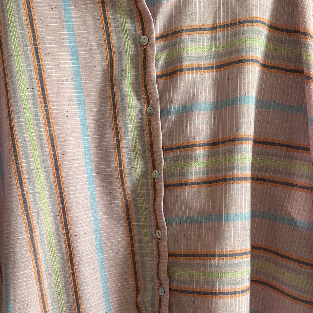 Entro button down - Picture 3 of 6